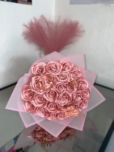 24 Count Rose Bouquet