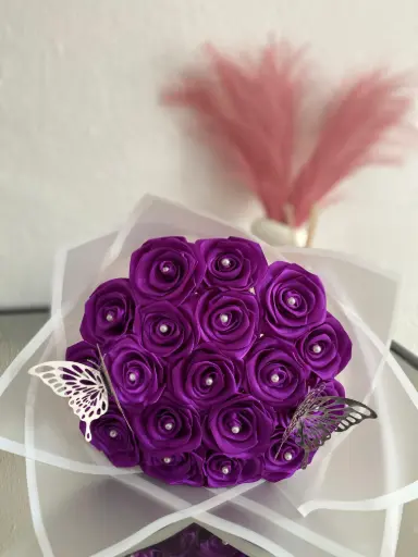 18 Count Rose Bouquet
